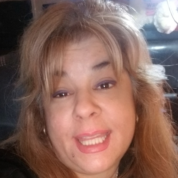 Meet your Posher, Theresa - Picture 1 of 1